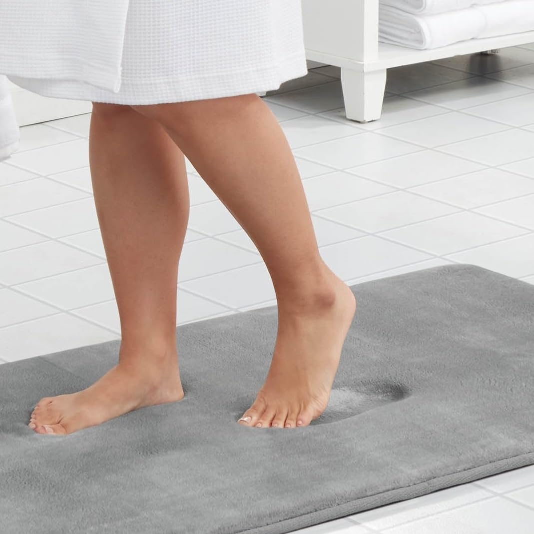 Memory Foam Bath Mat Non Slip Absorbent Super Cozy Velvet Bathroom Rug Carpet (17 inches X 24 inches, Grey)