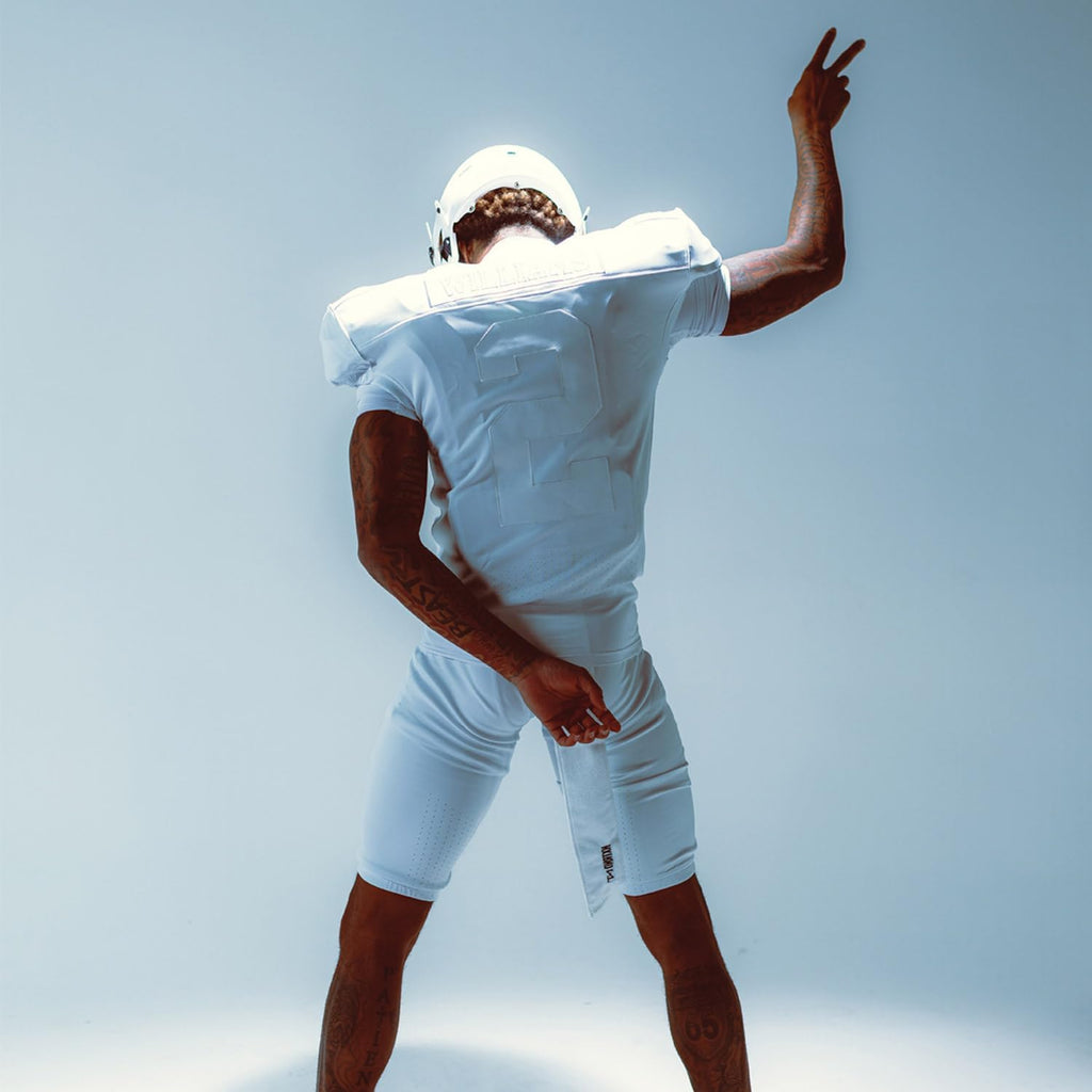 Nxtrnd Streamer Football Towel, Thin Sports Towel, Dries Hands & Football Accessories (White)