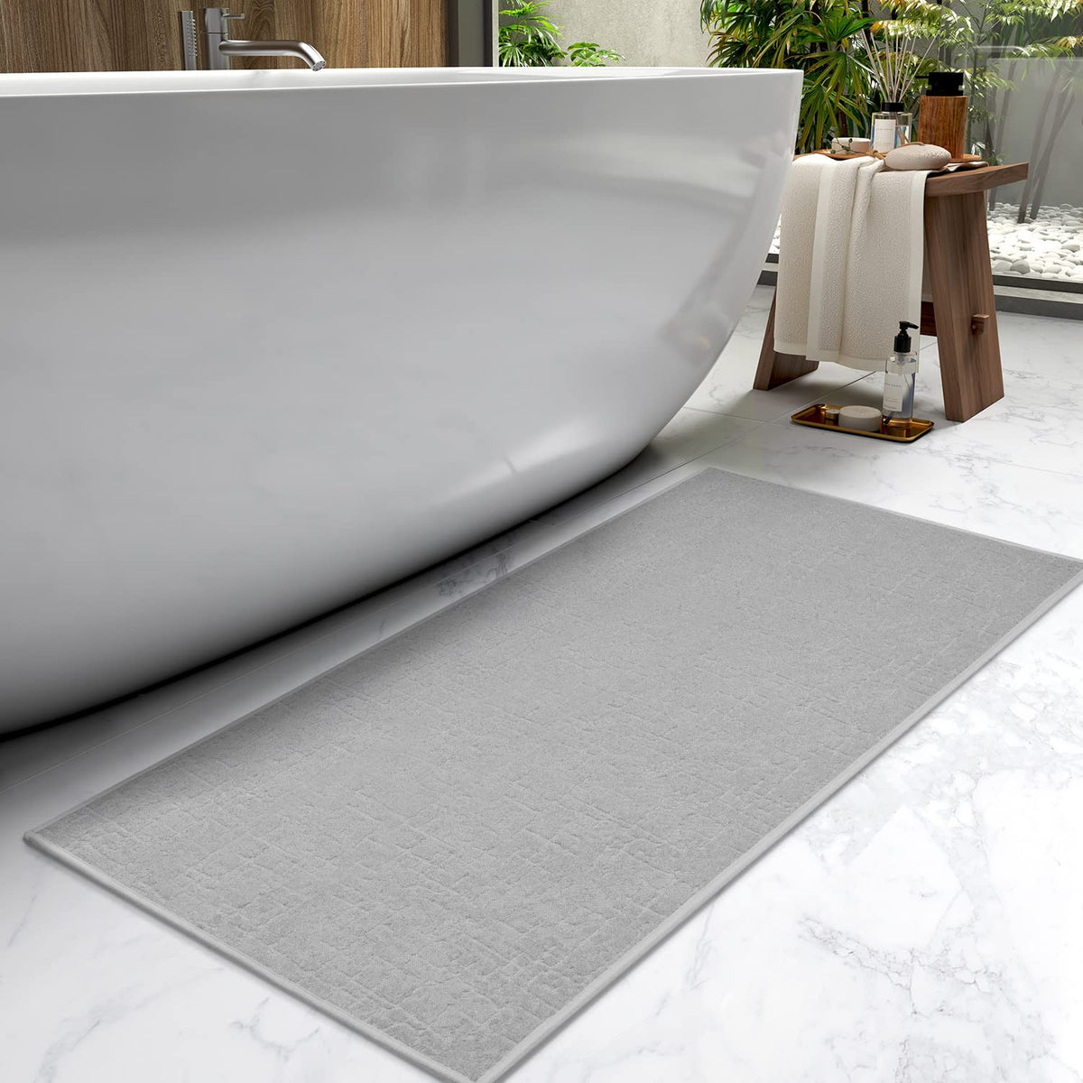 AMOAMI-Bath Mat-Absorbent Quick Dry Bathroom Floor Mats-Washable Rubber Backing Bath Mats for Bathroom Rugs Fit Under Door-Bath Rug for in Front of Sink Bathtub Shower Room, Grey 17''x24''