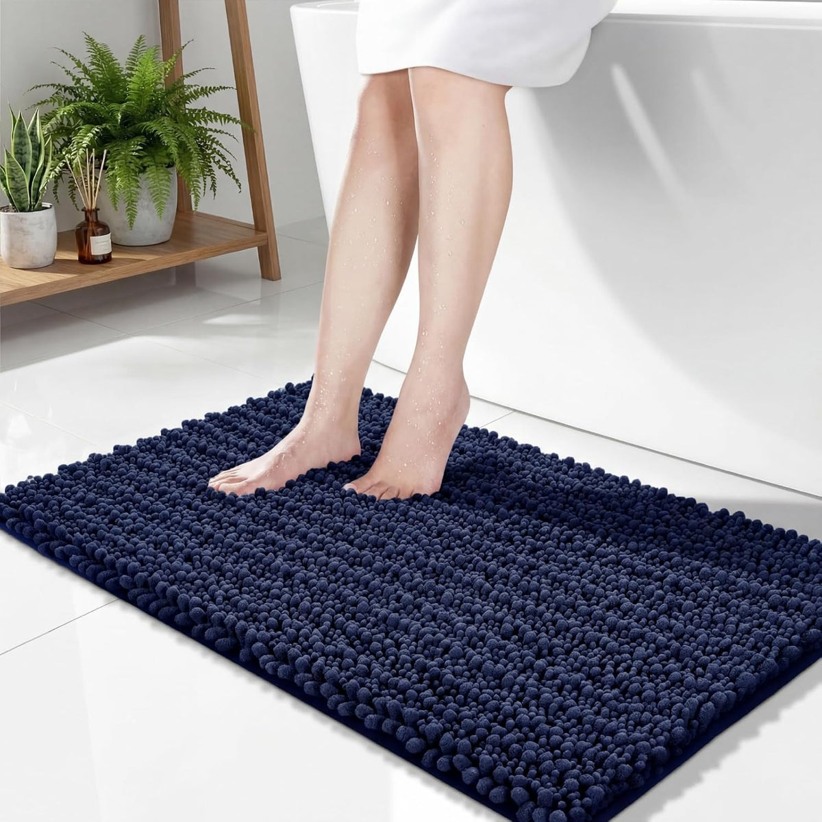 Disolla Navy Blue Bathroom Rug 20x32 Inch - Luxury Chenille Bath Mat, Thick Shaggy Plush Absorbent Rug, Non-Slip Machine Washable Mats for Bathroom Floor & Decor