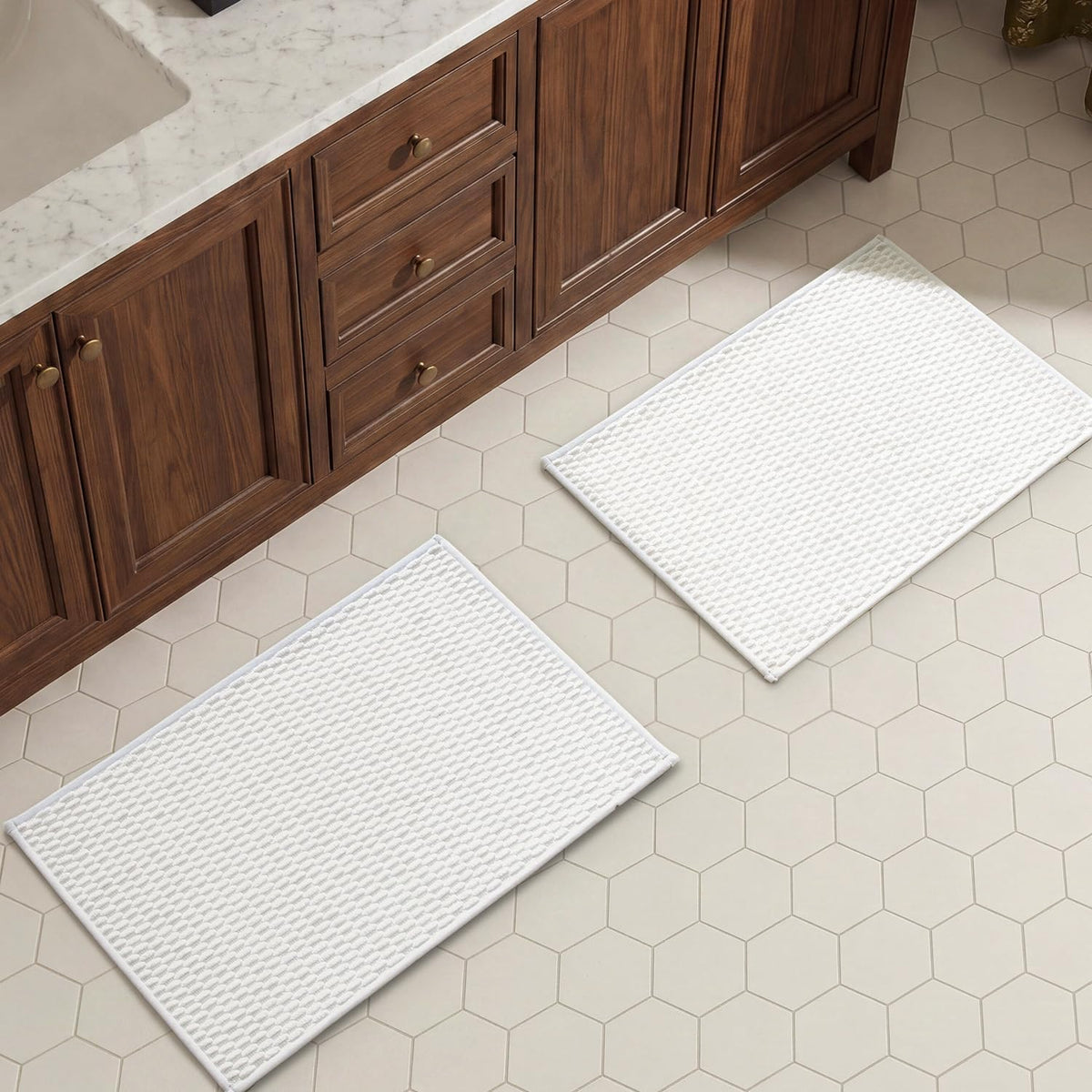 TYUU Bath Mat Set 2 Piece, Thin Bathroom Rugs Non Slip Washable Quick Dry