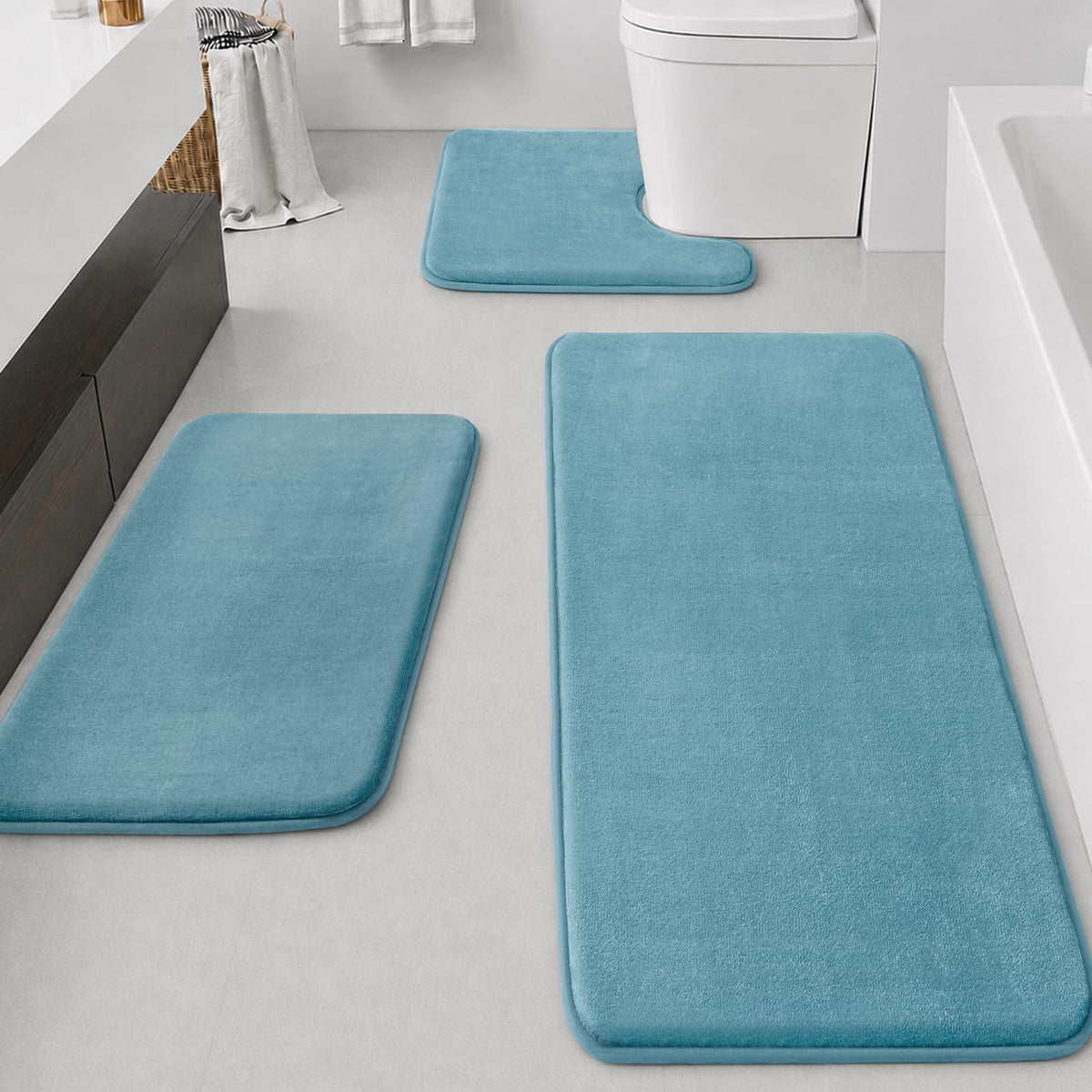 HUXMEYSON Bathroom Rugs Sets 3 Piece, Non-Slip & Quick Dry Bath Mat Set, Ultra Soft Velvet Bath Rugs for Bathroom, Toilet and Shower Floor, Grey