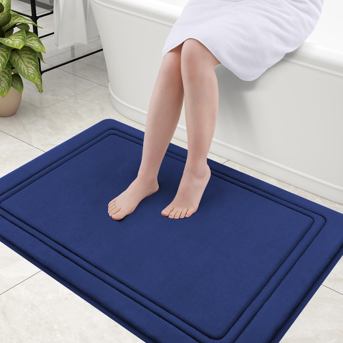 Grandaily Memory Foam Bath Mat Rug 30x20, Ultra Soft, Non-Slip and Absorbent Bathroom Rugs, Machine Wash Dry, Comfortable Bath Carpet for Bathroom Floor, Tub and Shower, Black