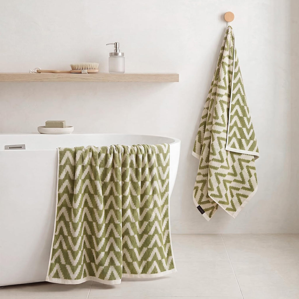 ecolook Sage Green Bath Towels Set of 2, Reversible Zigzag Pattern