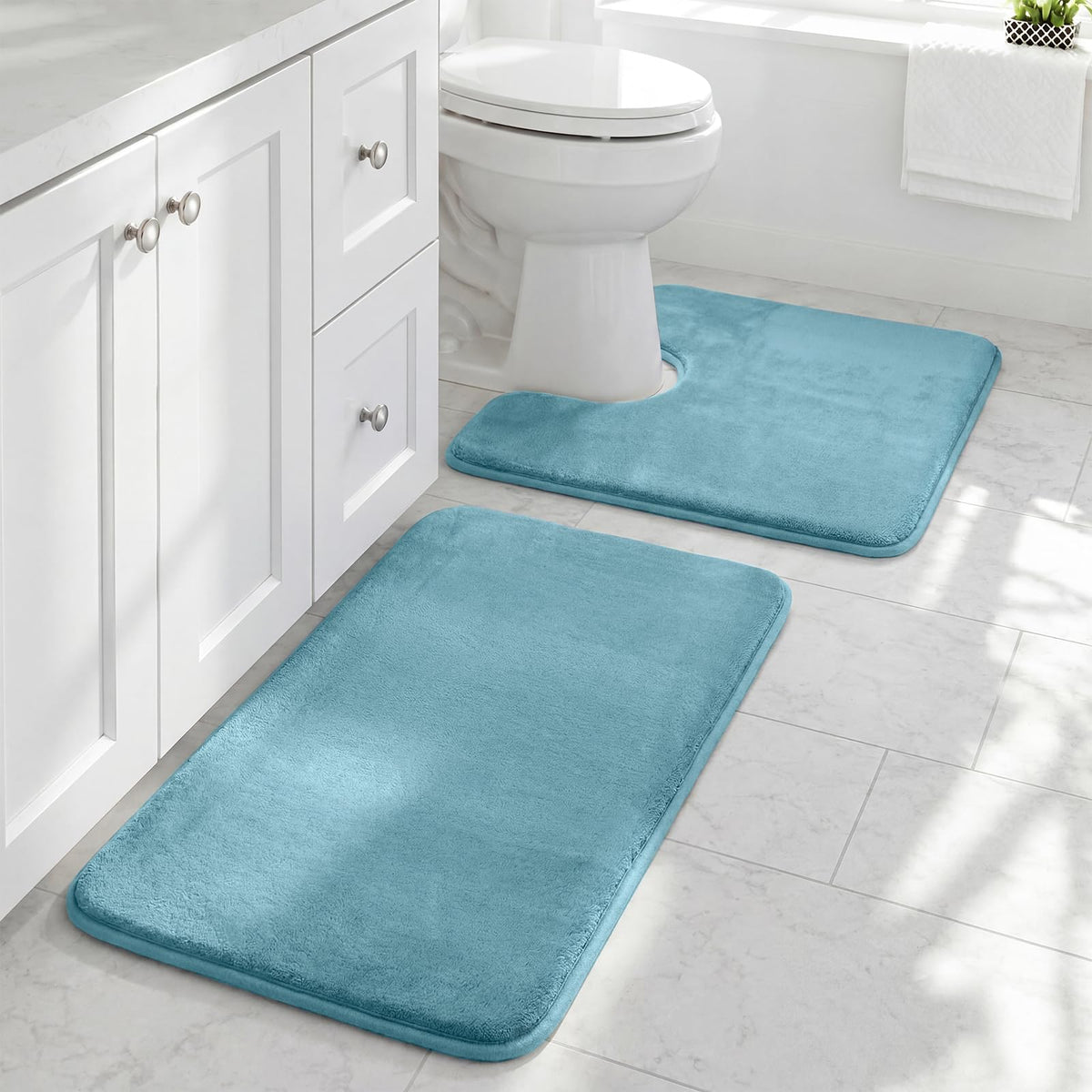 HUXMEYSON Bathroom Rugs Sets 3 Piece, Non-Slip & Quick Dry Bath Mat Set, Ultra Soft Velvet Bath Rugs for Bathroom, Toilet and Shower Floor, Grey