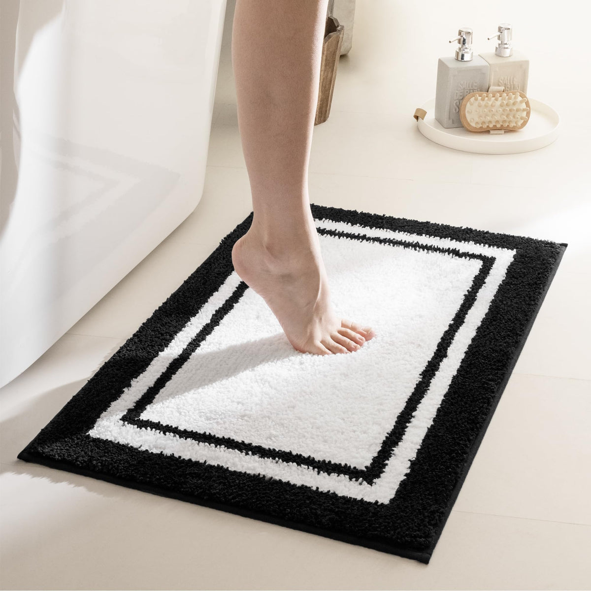 GRANNY SAYS Gray Bathroom Rug 20" x 30", Non-Slip Microfiber Bath Mat