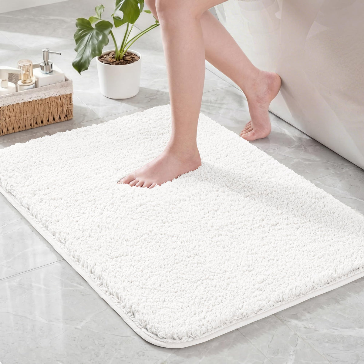 Exclusivo Mezcla Bathroom Rugs Mats 17x24, Navy Blue