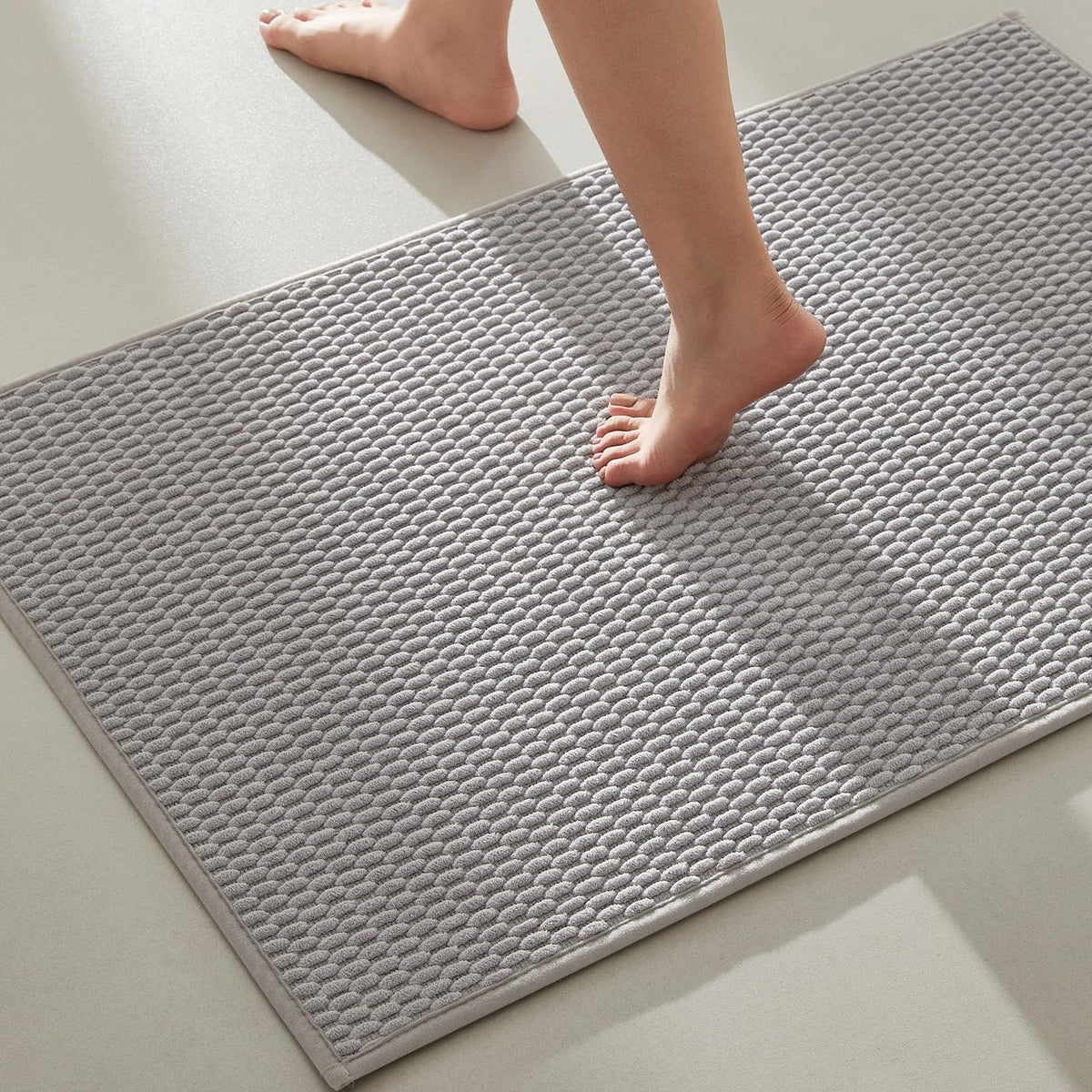 TYUU Bathroom Rugs Non Slip Washable, Super Absorbent Thin Bath Mat Small Quick Dry Low Pile Bathroom Rug, Dark Grey 16"x24"