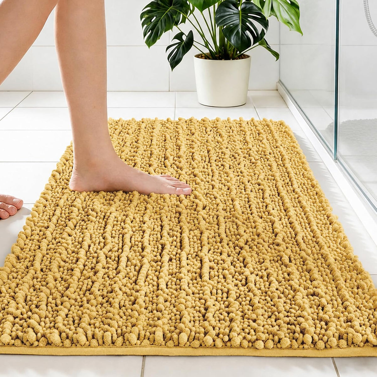 Disolla Navy Blue Bathroom Rug 20x32 Inch - Luxury Chenille Bath Mat, Thick Shaggy Plush Absorbent Rug, Non-Slip Machine Washable Mats for Bathroom Floor & Decor