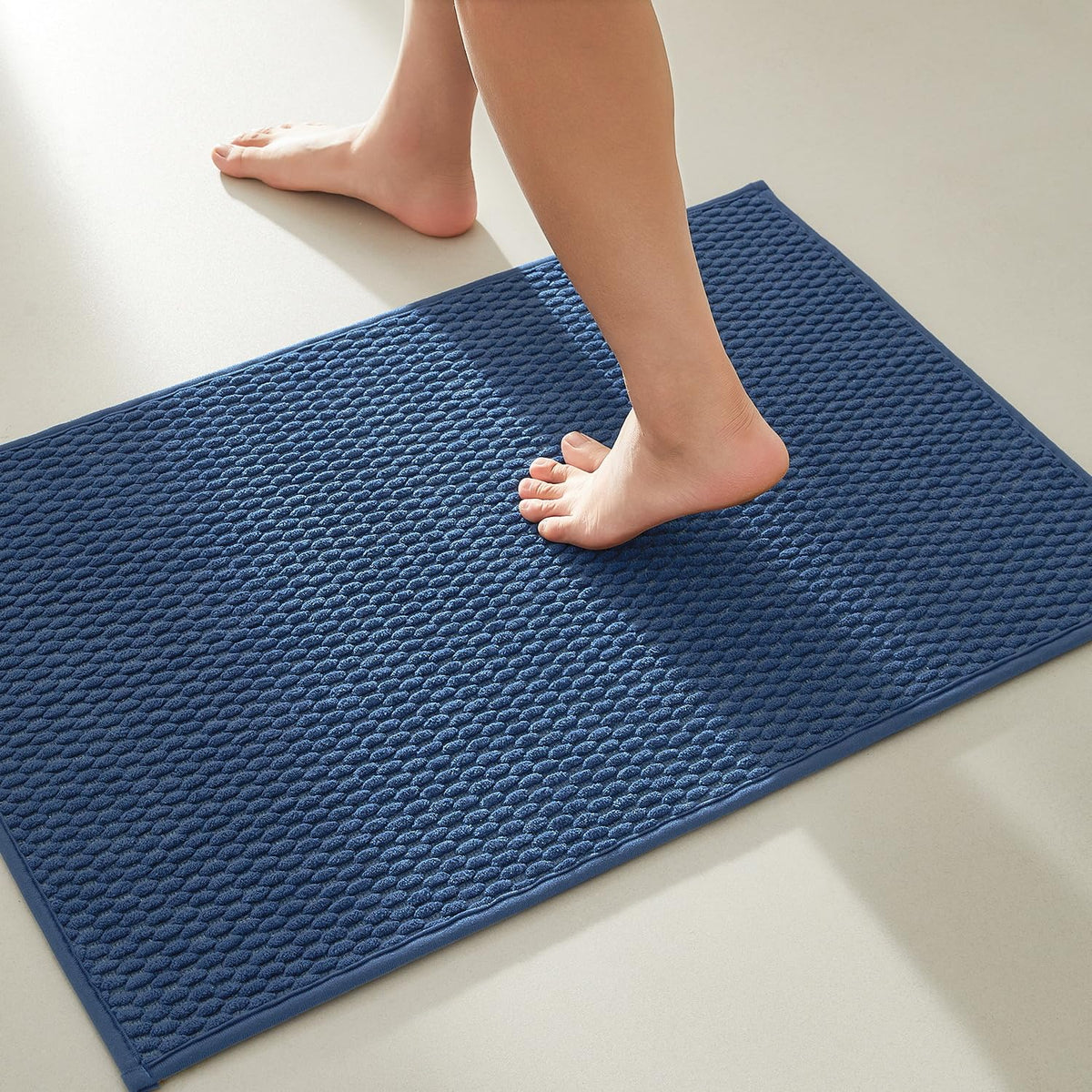 TYUU Bathroom Rugs Non Slip Washable, Super Absorbent Thin Bath Mat Small Quick Dry Low Pile Bathroom Rug, Dark Grey 16"x24"