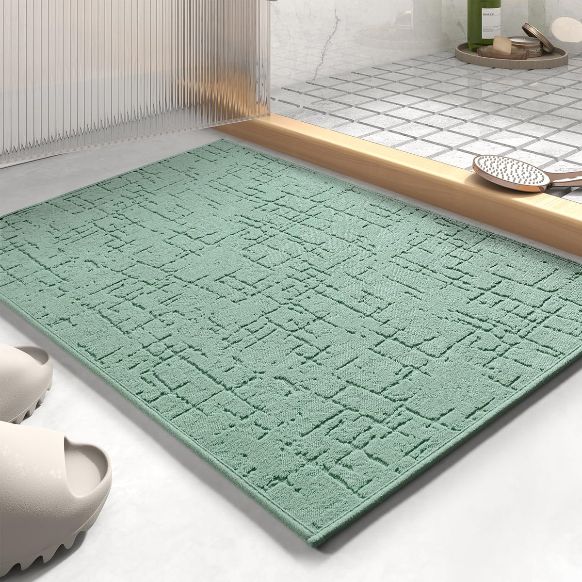 AMOAMI-Bath Mat-Absorbent Quick Dry Bathroom Floor Mats-Washable Rubber Backing Bath Mats for Bathroom Rugs Fit Under Door-Bath Rug for in Front of Sink Bathtub Shower Room, Grey 17''x24''