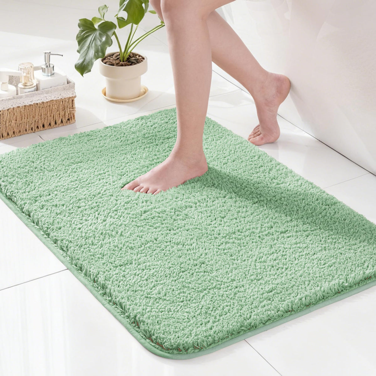 Exclusivo Mezcla Bathroom Rugs Mats 17x24, Navy Blue