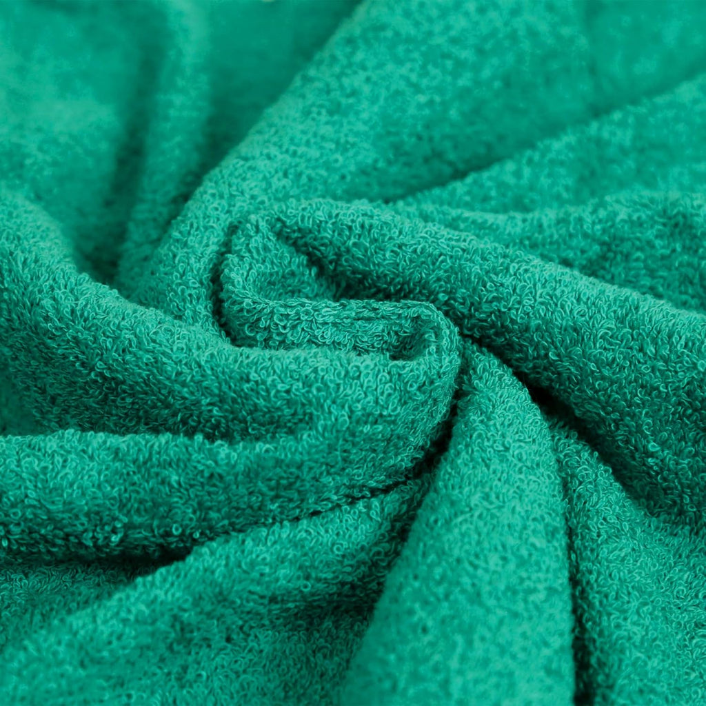Amazon Basics 6-Piece Oversized Fade-Resistant Towel Set, 100% Cotton, Highly Absorbent, Soft, Teal, 2 Bath Towels, 2 Hand Towels, 2 Washcloths