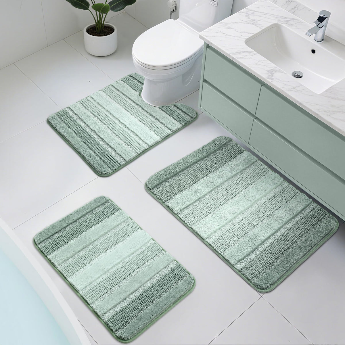Kmson Ombre Bath Mat for Bathroom, Non Slip Ultra Soft and Thick Water Absorbent Bath Carpet, Machine Washable & Quick Dry Bathroom Rug, for Bedroom Door Living Room Green 17" x 24"