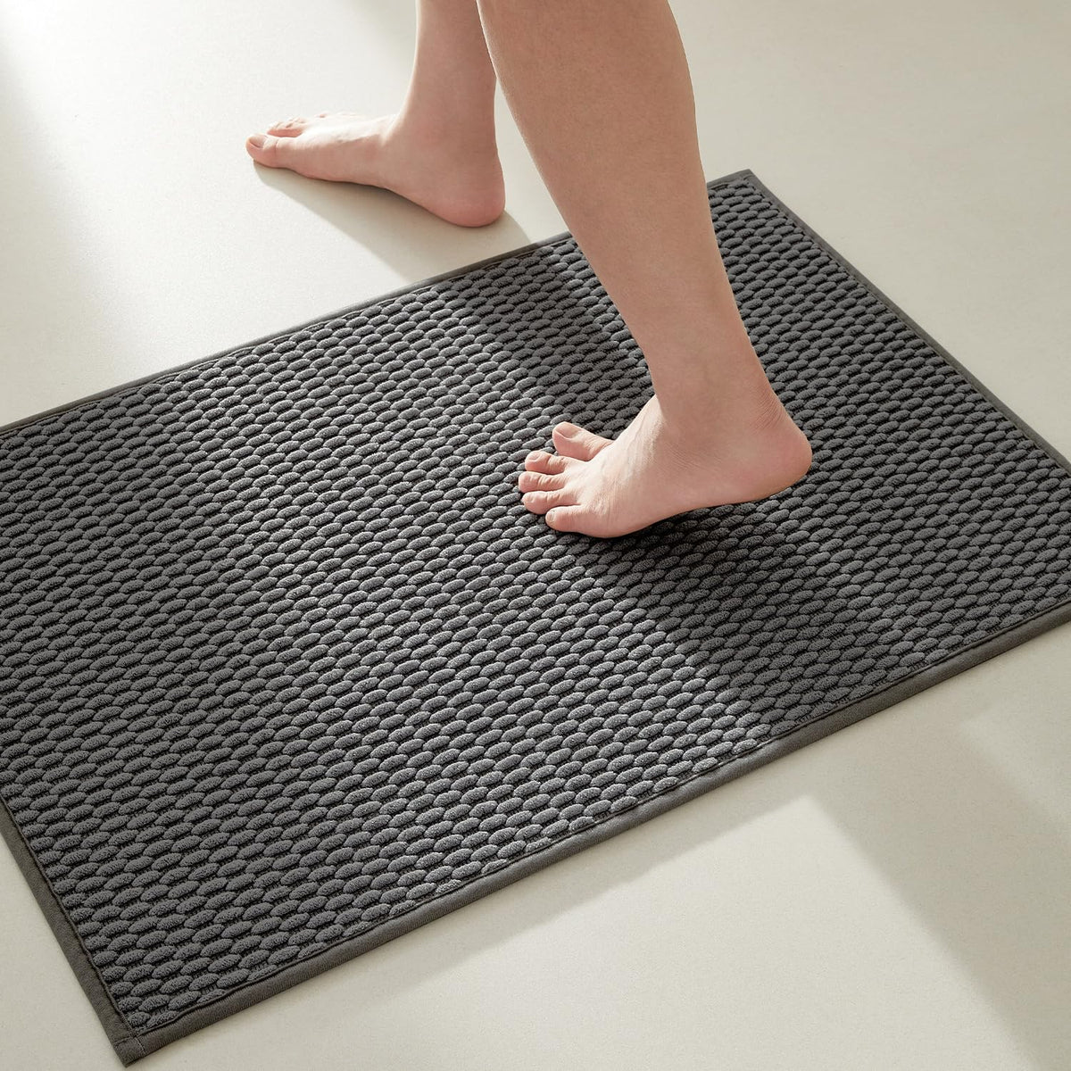 TYUU Bathroom Rugs Non Slip Washable, Super Absorbent Thin Bath Mat Small Quick Dry Low Pile Bathroom Rug, Dark Grey 16"x24"