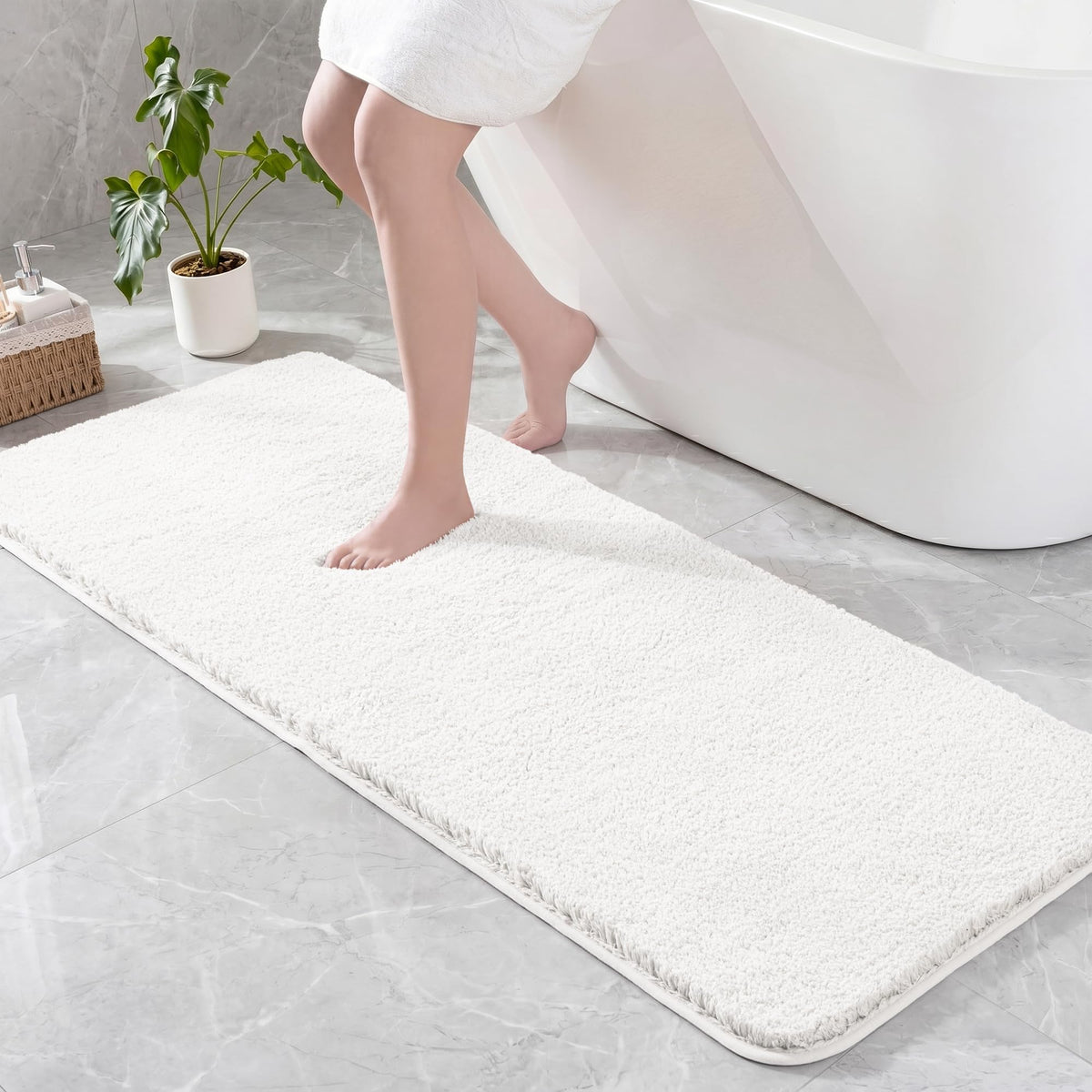 Exclusivo Mezcla Bathroom Rugs Mats 17x24, Navy Blue