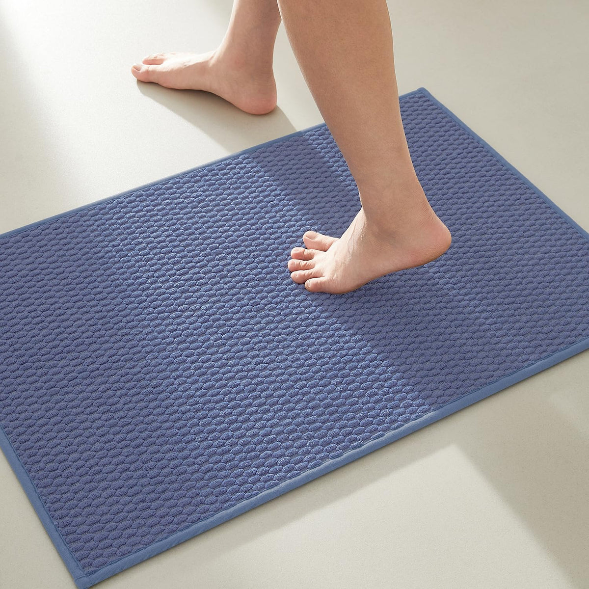 TYUU Bathroom Rugs Non Slip Washable, Super Absorbent Thin Bath Mat Small Quick Dry Low Pile Bathroom Rug, Dark Grey 16"x24"