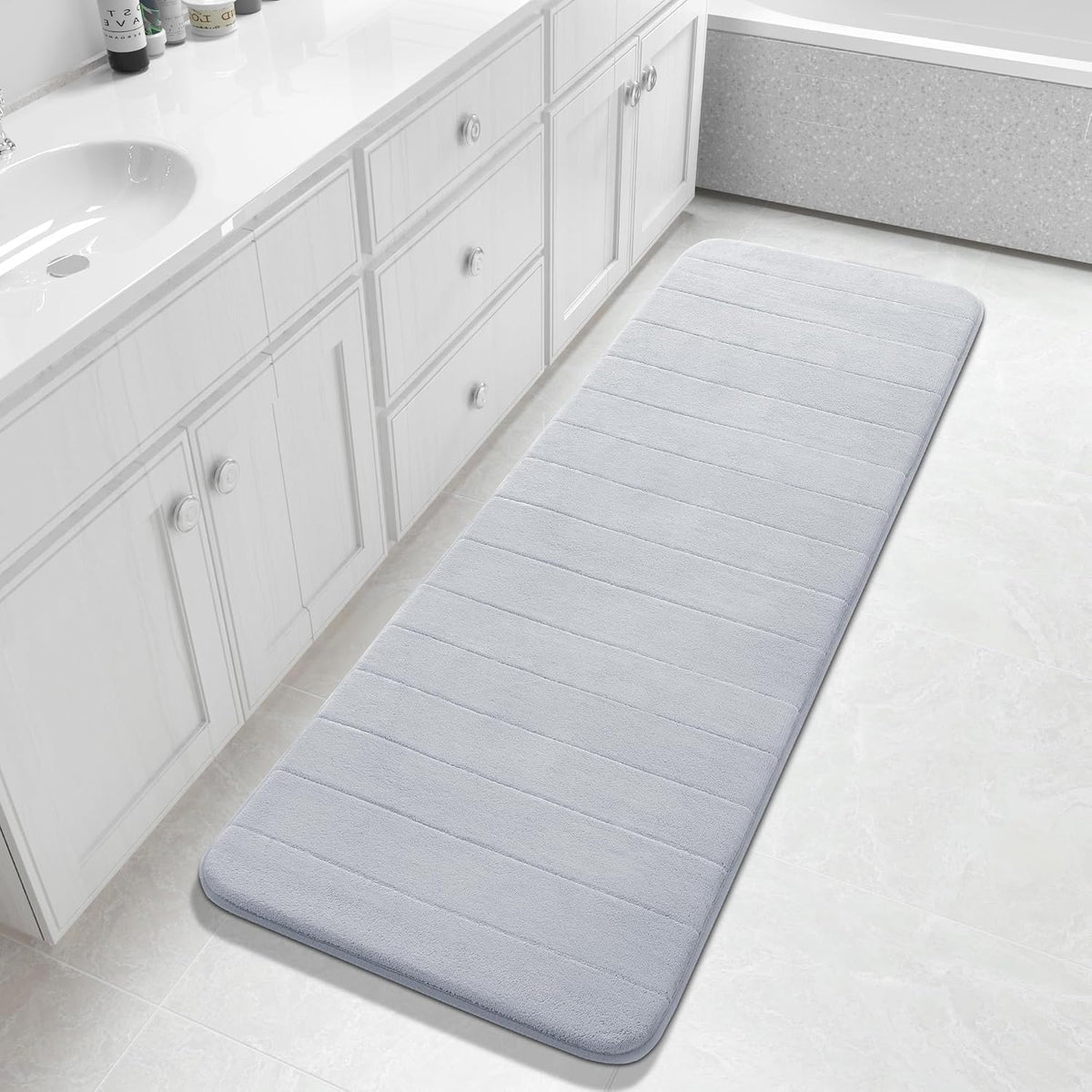 Yimobra Memory Foam Bath Mat, Super Soft Absorbent Bathroom Rug Non Slip, Quick Dry, Machine Washable Floor Carpet for Tub Shower, Home Decor Accessories, 24x17, Grey