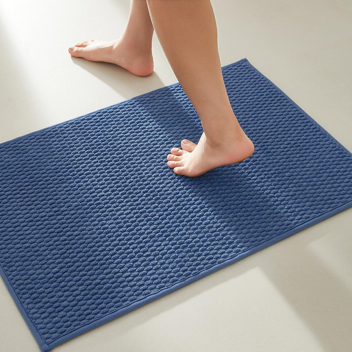 TYUU Bathroom Rugs Non Slip Washable, Super Absorbent Thin Bath Mat Small Quick Dry Low Pile Bathroom Rug, Dark Grey 16"x24"