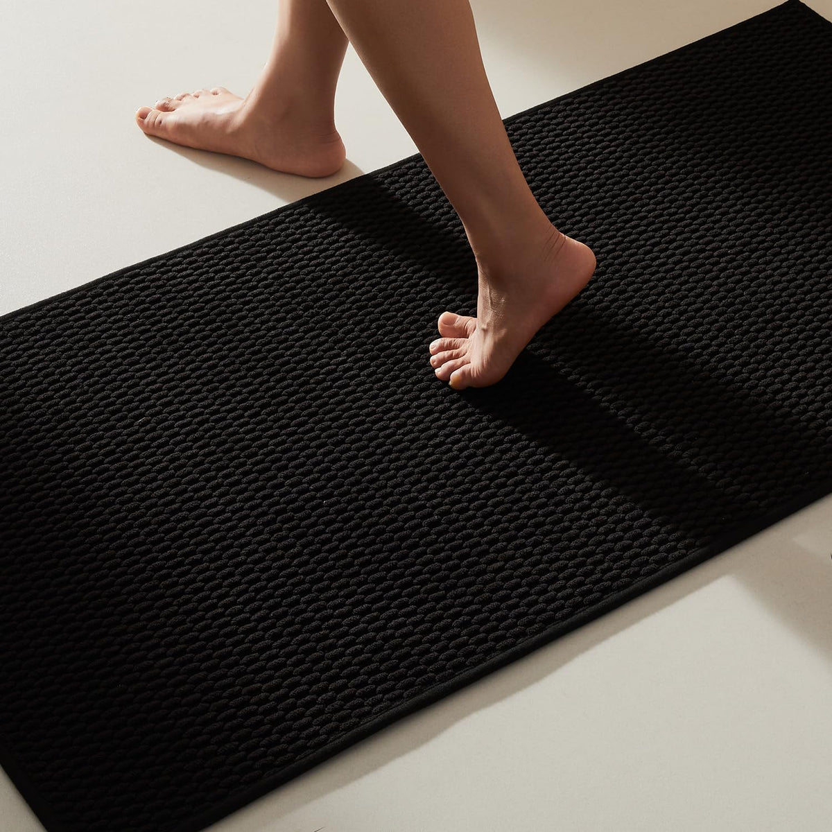 TYUU Bathroom Rugs Non Slip Washable, Super Absorbent Thin Bath Mat Small Quick Dry Low Pile Bathroom Rug, Dark Grey 16"x24"