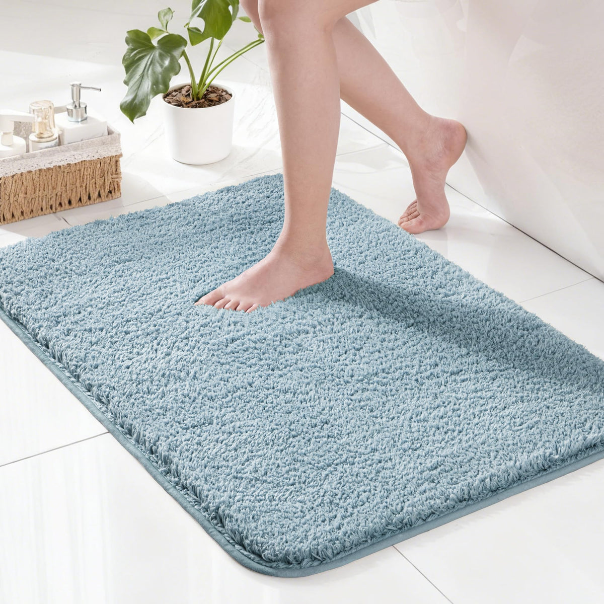 Exclusivo Mezcla Bathroom Rugs Mats 17x24, Navy Blue