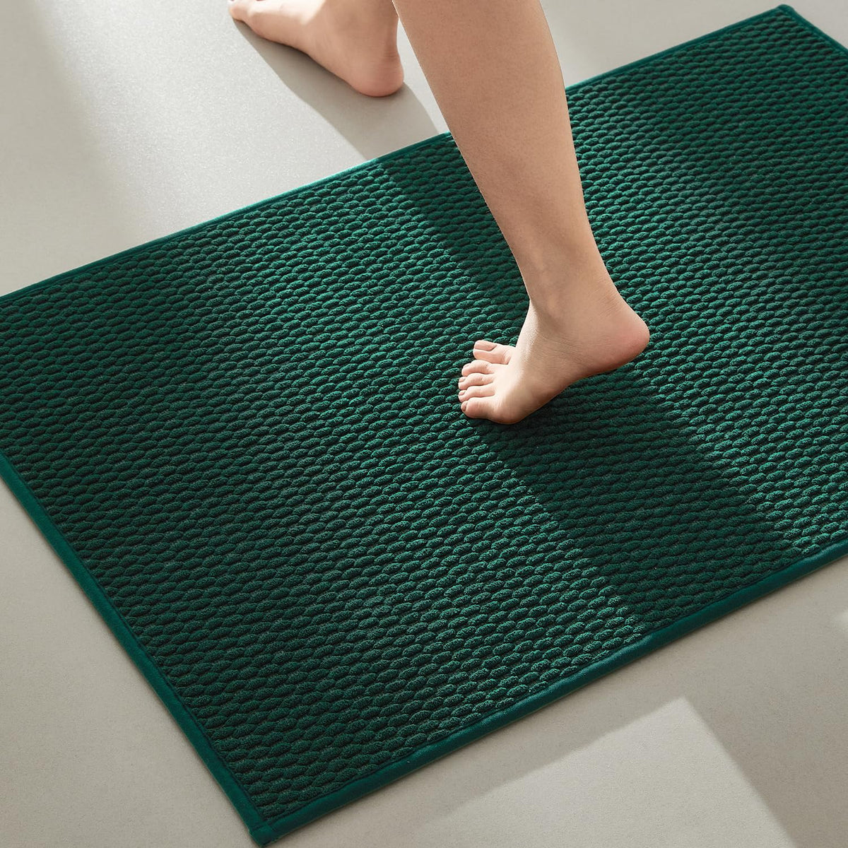 TYUU Bathroom Rugs Non Slip Washable, Super Absorbent Thin Bath Mat Small Quick Dry Low Pile Bathroom Rug, Dark Grey 16"x24"