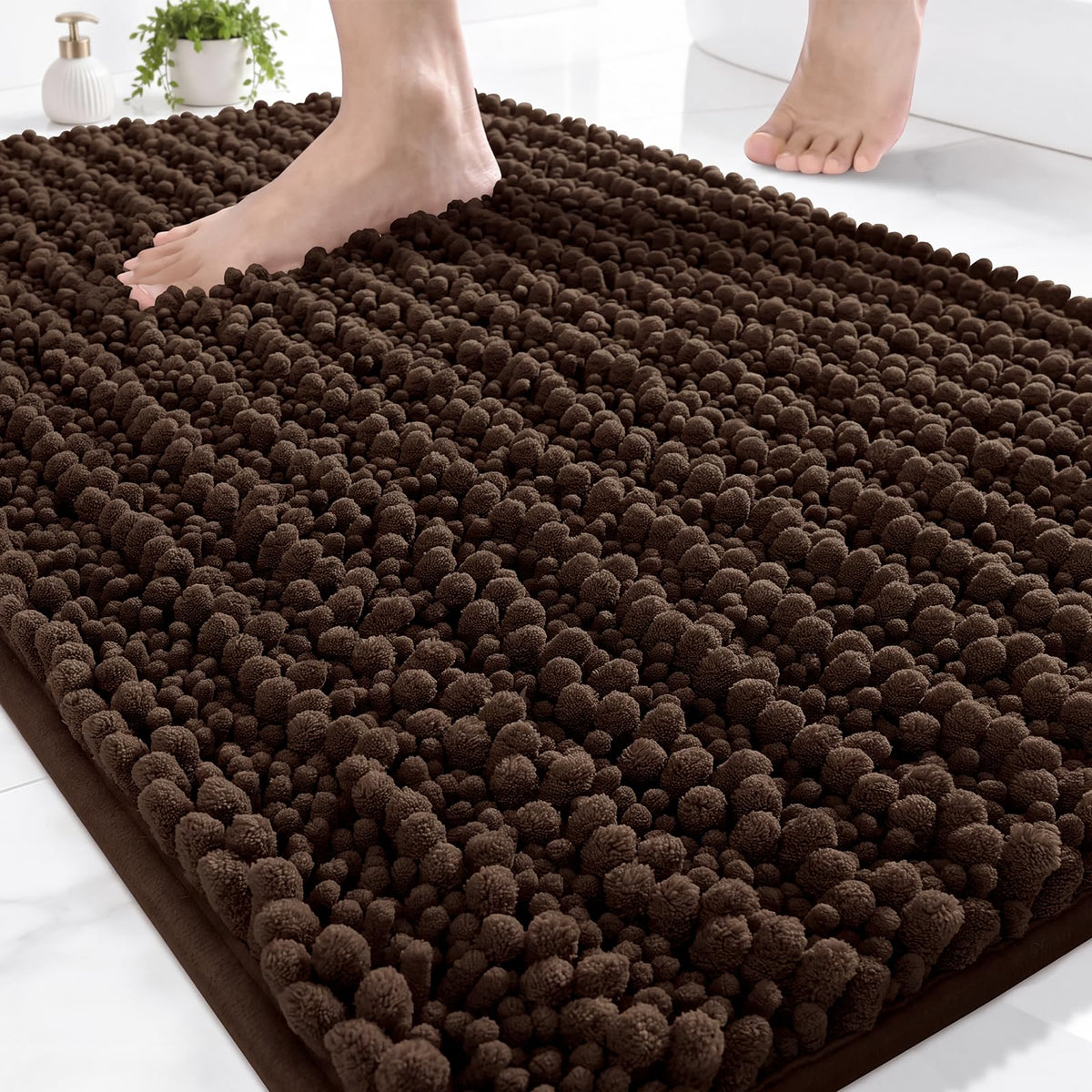 Disolla Small Bath Mat 17x24 Inch - Chenille Navy Blue Bathroom Rug, Extra Soft Absorbent Plush Shaggy Bathmat, Non-Slip Machine Washable Floor Mat for Shower, Tub and Sink