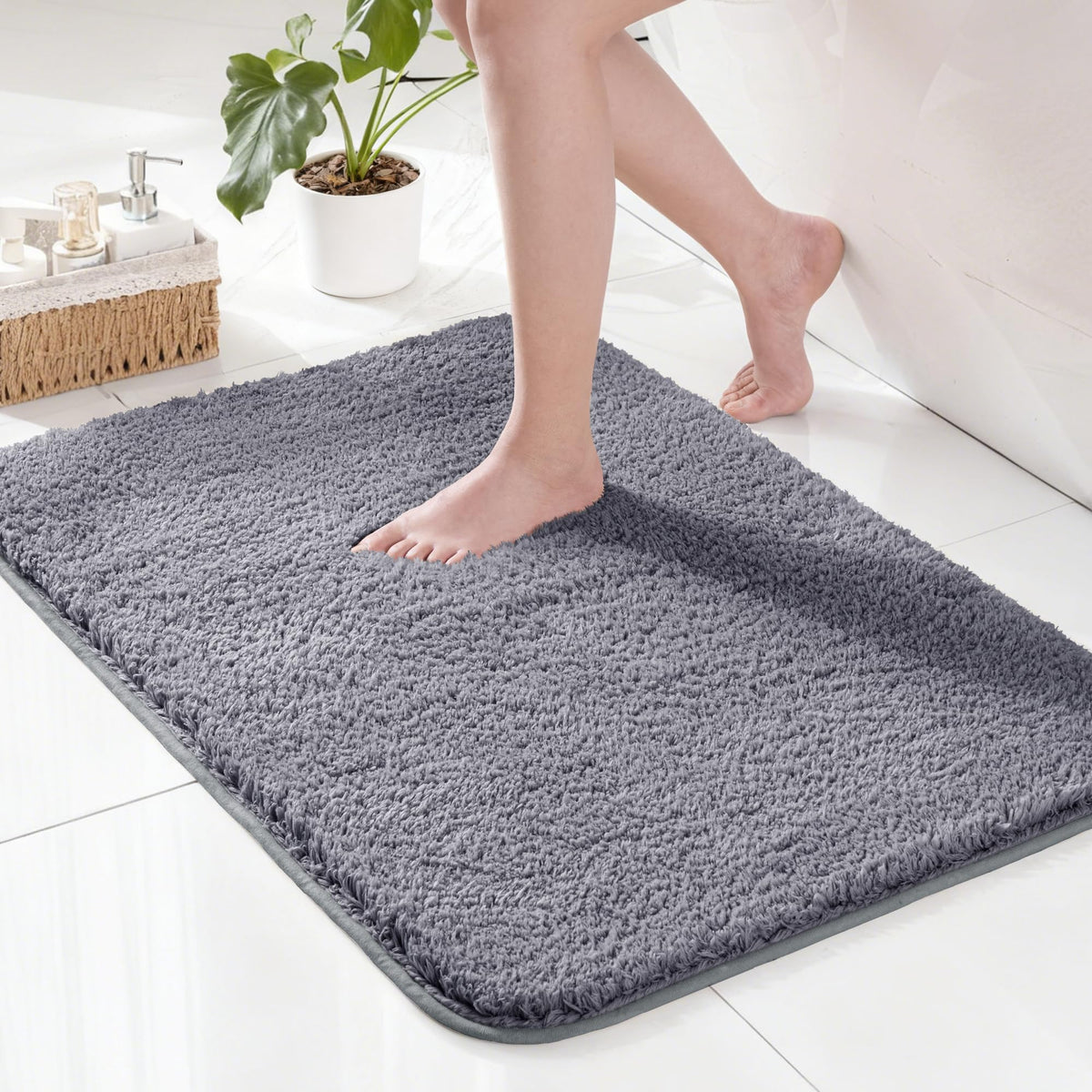 Exclusivo Mezcla Bathroom Rugs Mats 17x24, Navy Blue