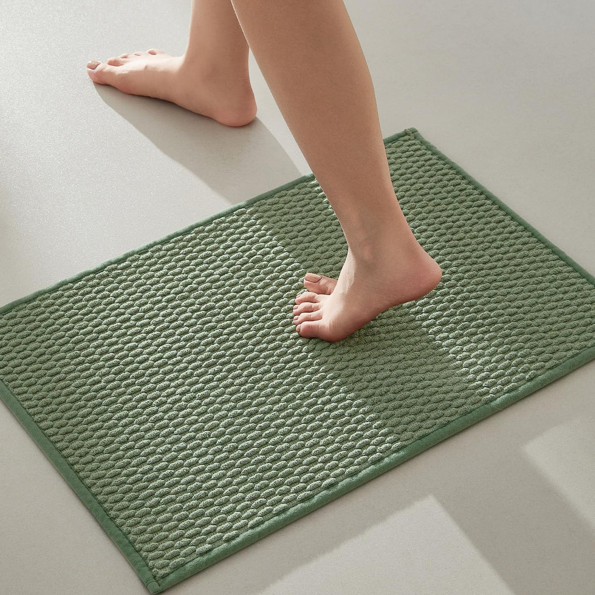 TYUU Bathroom Rugs Non Slip Washable, Super Absorbent Thin Bath Mat Small Quick Dry Low Pile Bathroom Rug, Dark Grey 16"x24"