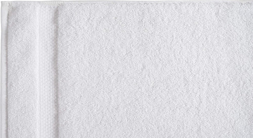 Amazon Basics 6-Pack Bath Towels, 100% Ring Spun Cotton, 600 GSM, Lightweight and Highly Absorbent, Quick Drying, Hotel Quality, 27 x 54 inches, White