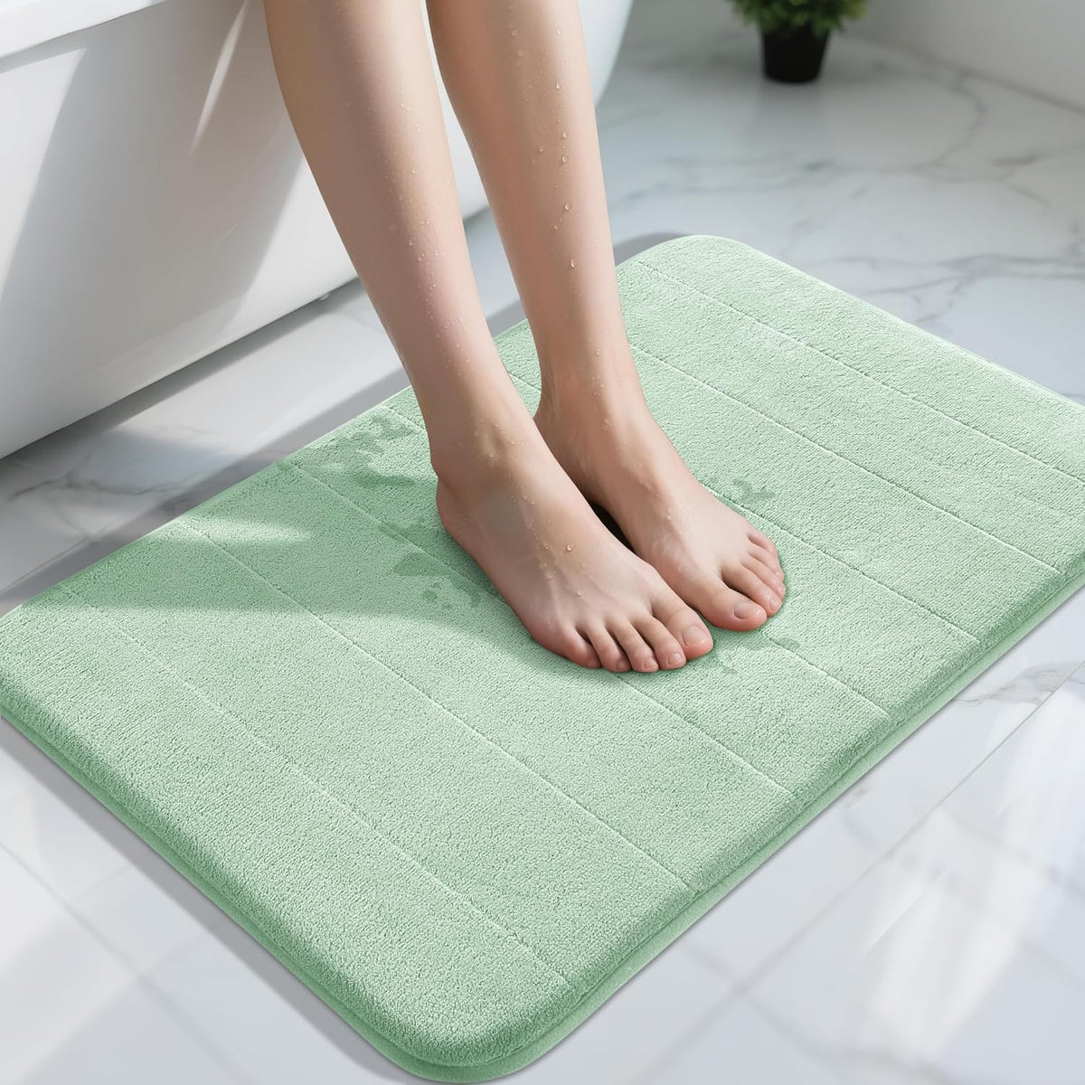 Yimobra Memory Foam Bath Mat, Super Soft Absorbent Bathroom Rug Non Slip, Quick Dry, Machine Washable Floor Carpet for Tub Shower, Home Decor Accessories, 24x17, Grey