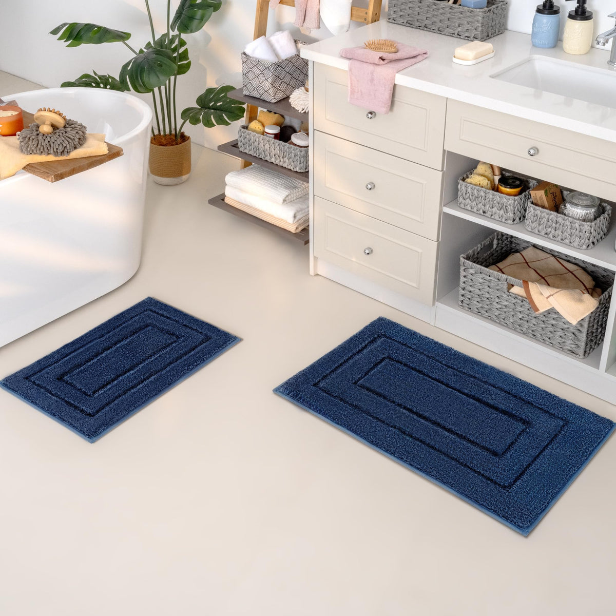 GRANNY SAYS Gray Bathroom Rug 20" x 30", Non-Slip Microfiber Bath Mat