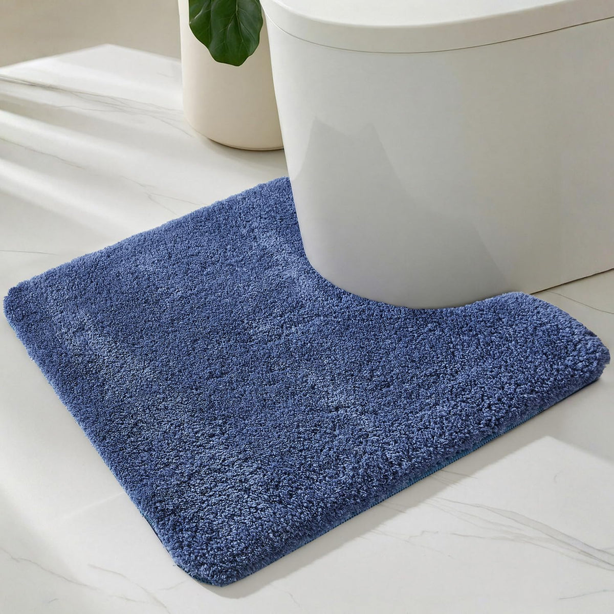 TYUU Navy Blue Bathroom Rugs, Ultra Soft Bath Rugs Non Slip Washable, Super Absorbent Quick Dry Small Bath Mat with Rubber Backing for Bathroom Floor, Shower, or Sink, Navy Blue 16" x 24"