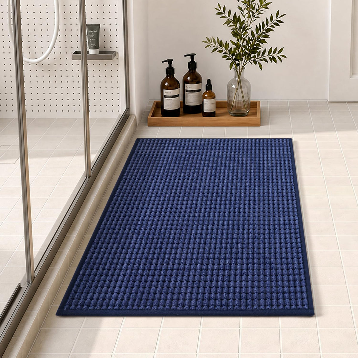 tchdio Bath Mat, Absorbent Bathroom Mat Quick Dry, Thin Bathroom Rugs Fit Under Door, Non Slip Washable Bath Rugs with Solid Rubber Backing, Low Profile Bath Mats for Bathroom, Grey, 16" x 24"