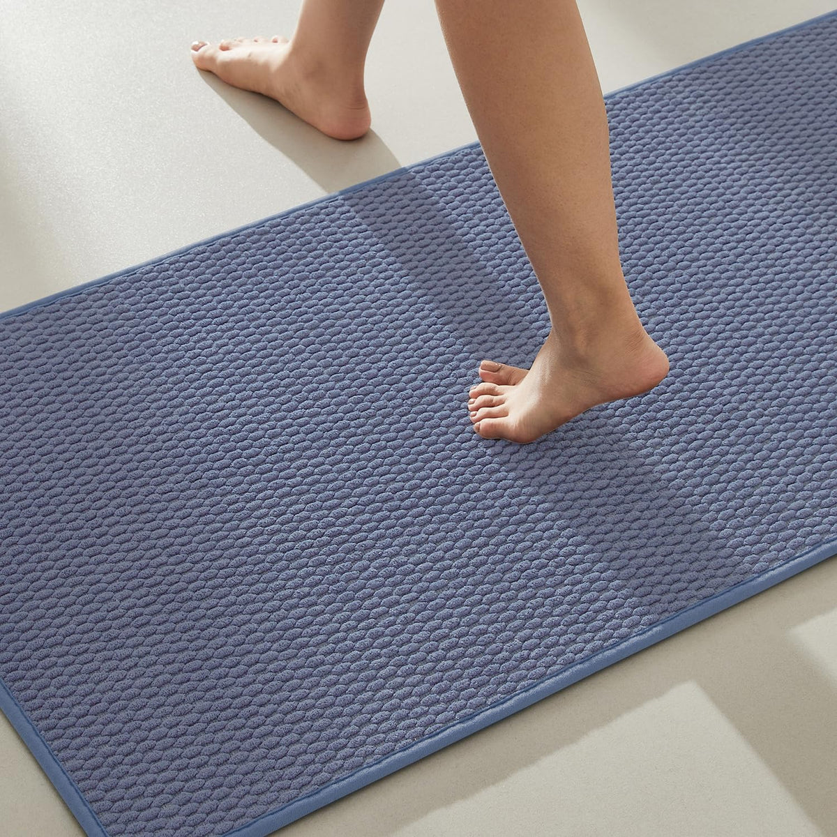 TYUU Bathroom Rugs Non Slip Washable, Super Absorbent Thin Bath Mat Small Quick Dry Low Pile Bathroom Rug, Dark Grey 16"x24"