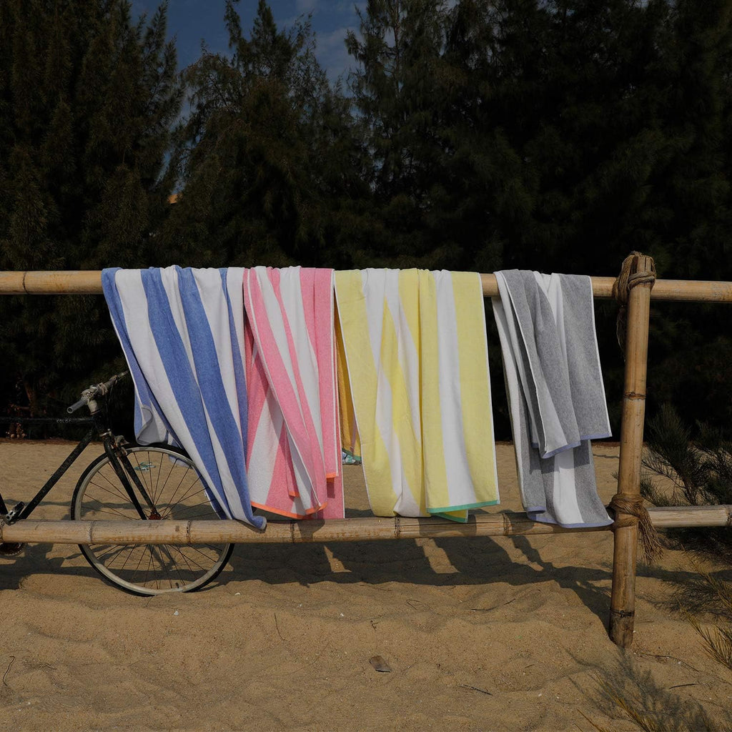HENBAY Cotton Oversized Beach Towel - Large 70 x 35 Inch Pool Towel, Chiffon Striped Quick Dry Swimming Cabana Towel