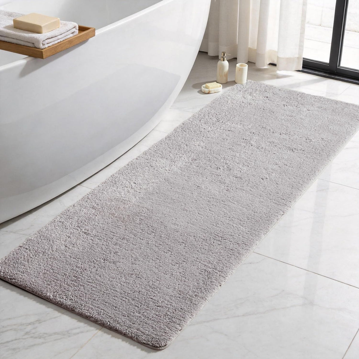 TYUU Navy Blue Bathroom Rugs, Ultra Soft Bath Rugs Non Slip Washable, Super Absorbent Quick Dry Small Bath Mat with Rubber Backing for Bathroom Floor, Shower, or Sink, Navy Blue 16" x 24"