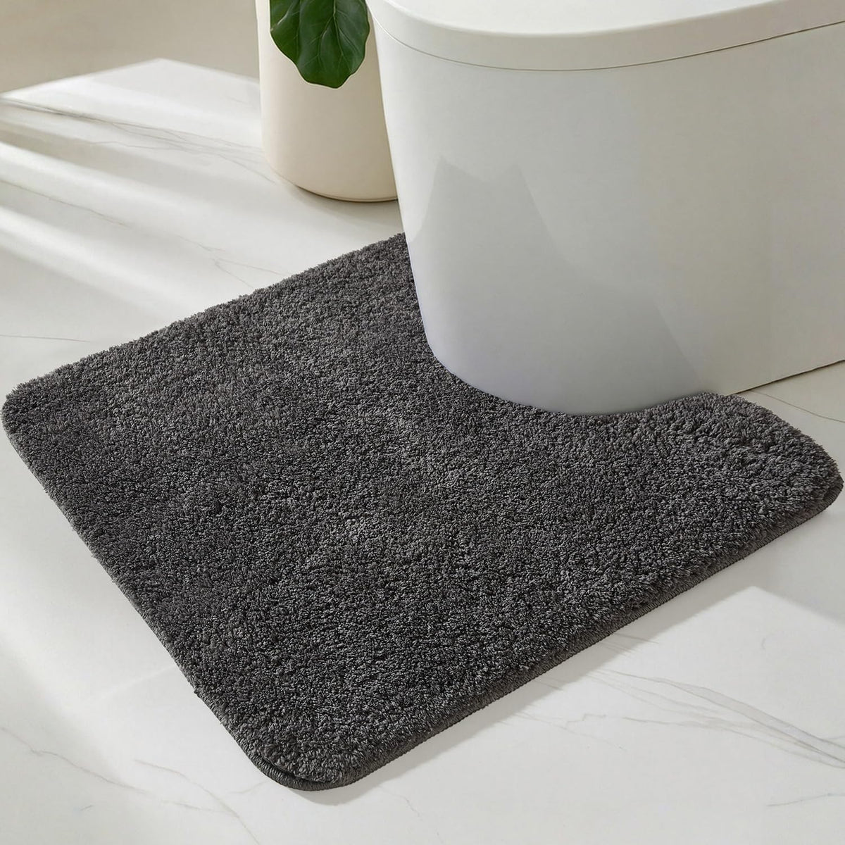 TYUU Navy Blue Bathroom Rugs, Ultra Soft Bath Rugs Non Slip Washable, Super Absorbent Quick Dry Small Bath Mat with Rubber Backing for Bathroom Floor, Shower, or Sink, Navy Blue 16" x 24"