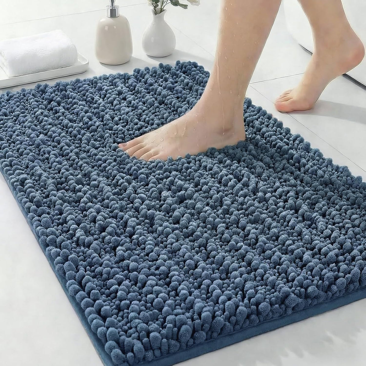 ILANGO Bathroom Rugs Dark Grey 32x20,Extra Soft Absorbent Chenille Bath Rugs,Thick Non-Slip Shaggy Bath Mat,Machine Washable Quick Dry Bath Mats for Bathroom Floor, Tub, Shower Accessories
