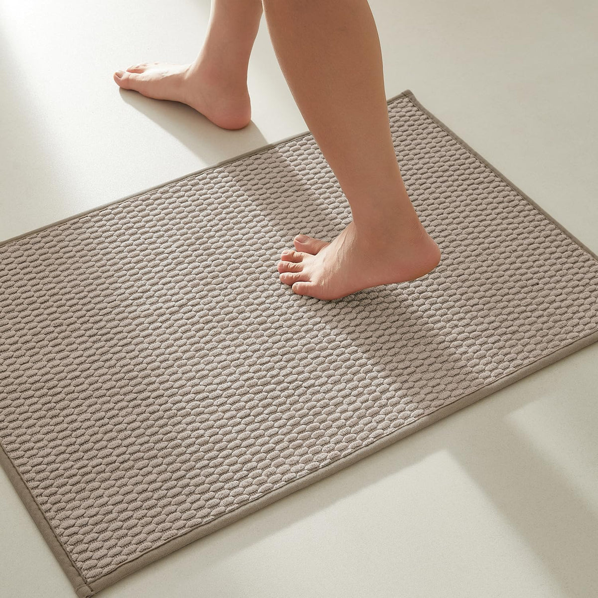 TYUU Bathroom Rugs Non Slip Washable, Super Absorbent Thin Bath Mat Small Quick Dry Low Pile Bathroom Rug, Dark Grey 16"x24"