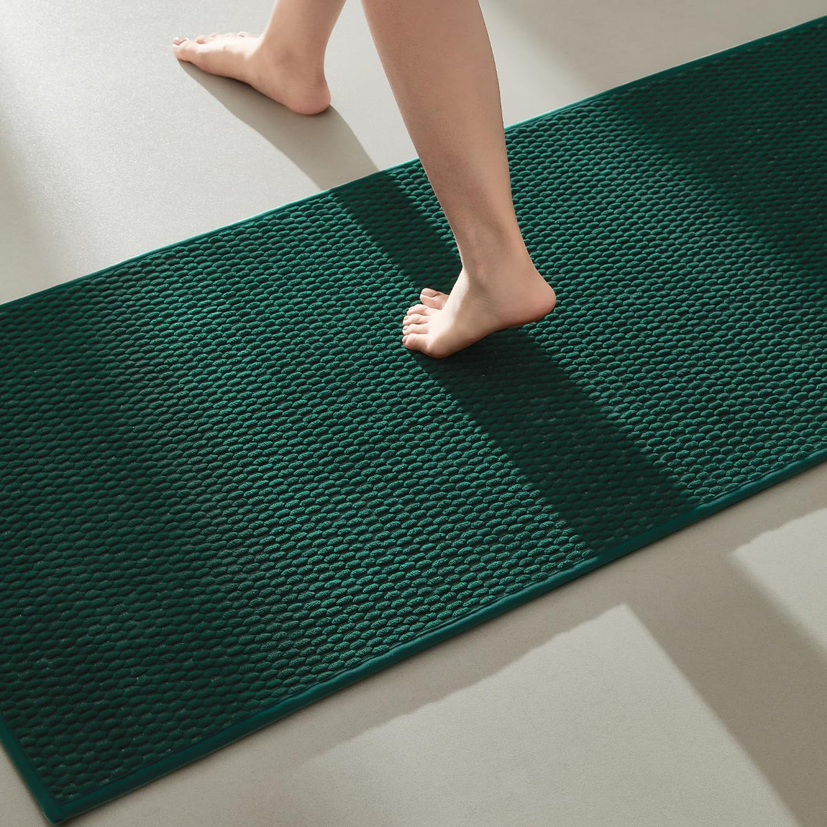 TYUU Bathroom Rugs Non Slip Washable, Super Absorbent Thin Bath Mat Small Quick Dry Low Pile Bathroom Rug, Dark Grey 16"x24"