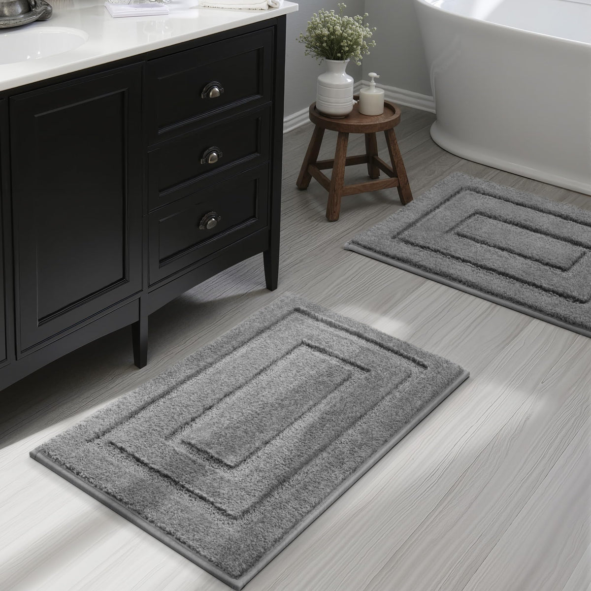 GRANNY SAYS Gray Bathroom Rug 20" x 30", Non-Slip Microfiber Bath Mat