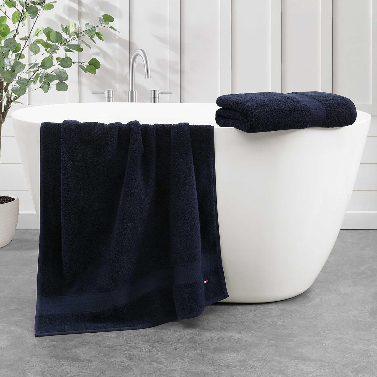 Tommy Hilfiger - Bath Towel Set, Absorbent Cotton Terry with Zero Twist, Medium Weight, Oeko-Tex Certified (Modern American Dark Blue, 2 Piece)
