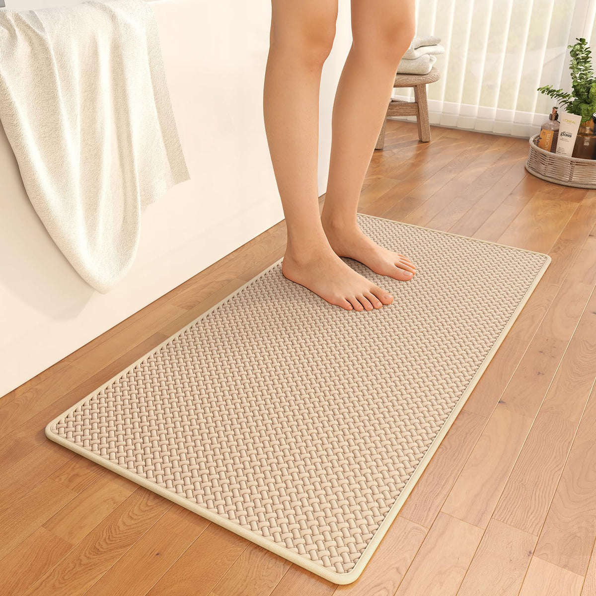 YDKGL Bathroom Rugs Non Slip, Foam Weave Texture Bath Mat, Grey 16x24