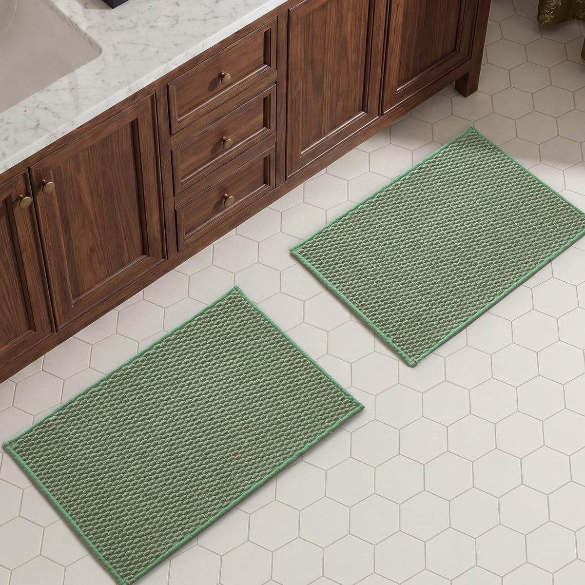 TYUU Bath Mat Set 2 Piece, Thin Bathroom Rugs Non Slip Washable Quick Dry