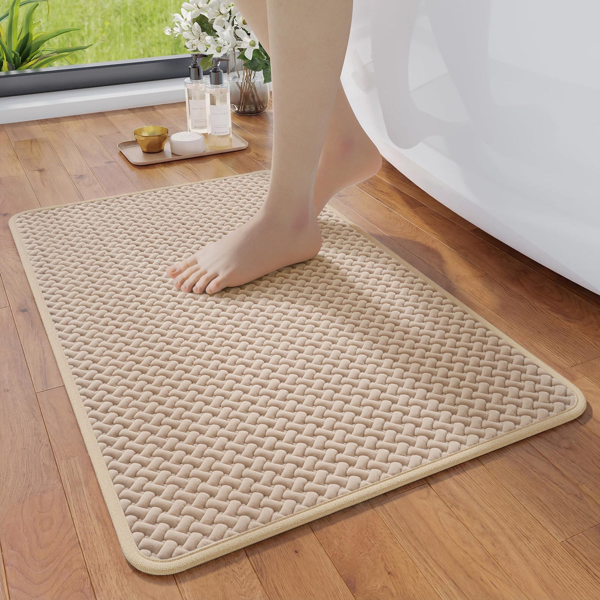 YDKGL Bathroom Rugs Non Slip, Foam Weave Texture Bath Mat, Grey 16x24