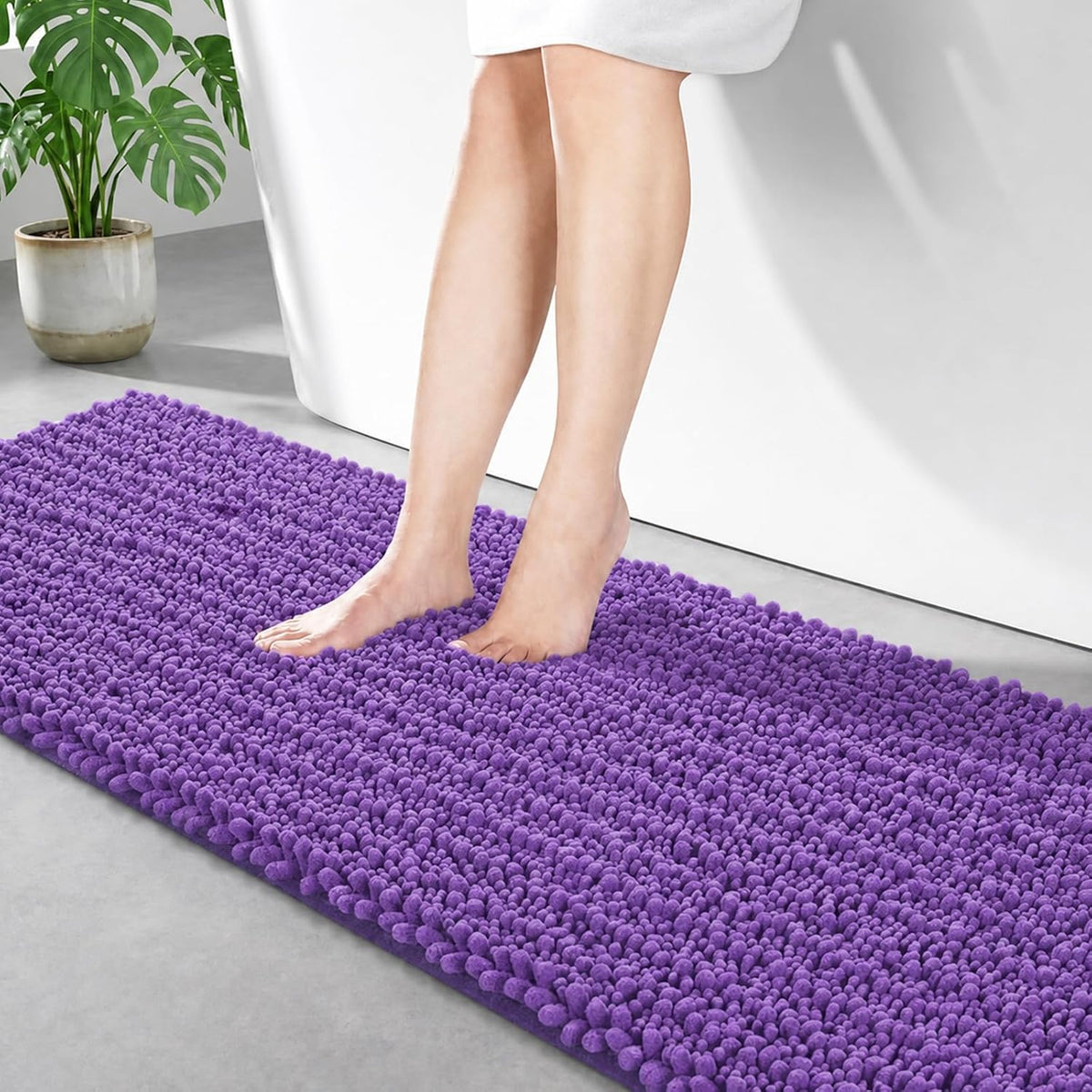 Disolla Navy Blue Bathroom Rug 20x32 Inch - Luxury Chenille Bath Mat, Thick Shaggy Plush Absorbent Rug, Non-Slip Machine Washable Mats for Bathroom Floor & Decor
