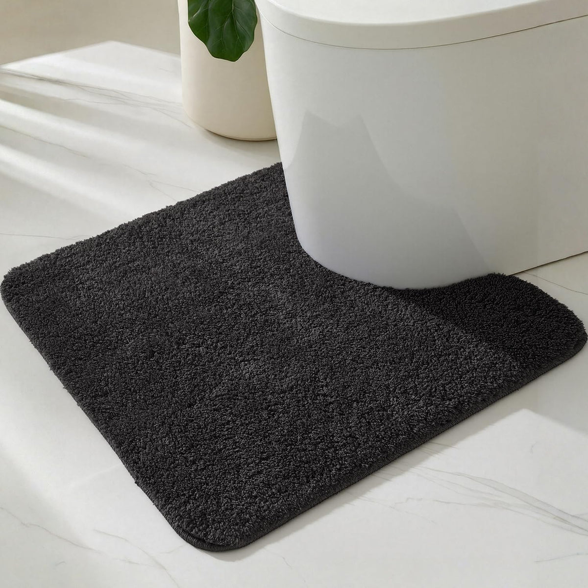 TYUU Navy Blue Bathroom Rugs, Ultra Soft Bath Rugs Non Slip Washable, Super Absorbent Quick Dry Small Bath Mat with Rubber Backing for Bathroom Floor, Shower, or Sink, Navy Blue 16" x 24"