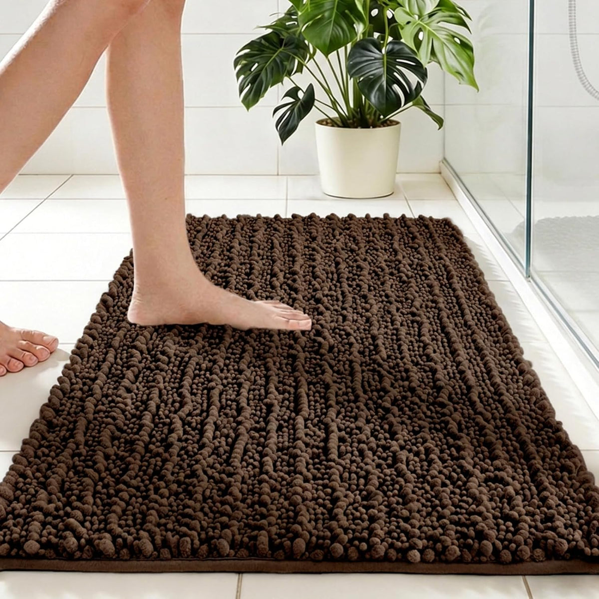 Disolla Navy Blue Bathroom Rug 20x32 Inch - Luxury Chenille Bath Mat, Thick Shaggy Plush Absorbent Rug, Non-Slip Machine Washable Mats for Bathroom Floor & Decor