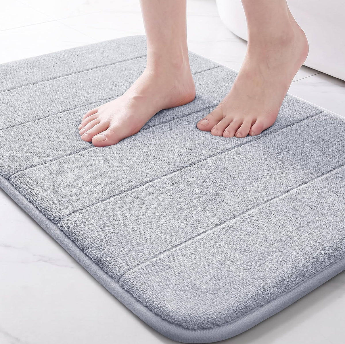 Yimobra Memory Foam Bath Mat, Super Soft Absorbent Bathroom Rug Non Slip, Quick Dry, Machine Washable Floor Carpet for Tub Shower, Home Decor Accessories, 24x17, Grey